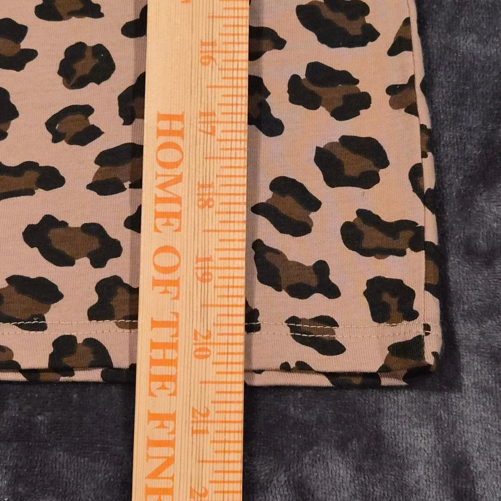 Levi's Girls Leopard Print Long Sleeve Graphic Tee Gold Logo Brown M 10-12